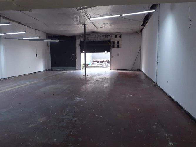 Bodega en arriendo en El Piloto, Cali, 230 m² · foto 3 de 8