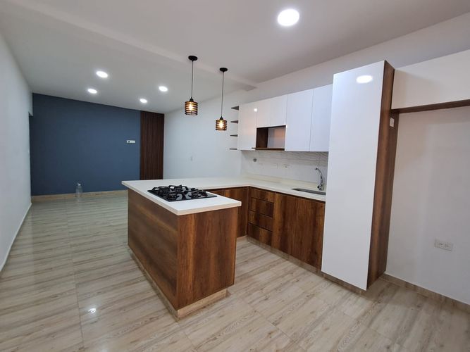 Apartamento de 2 alcobas en arriendo en Granada, Medellín, 85 m² · foto 2 de 20