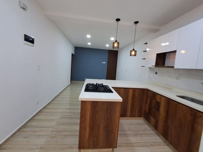Apartamento de 2 alcobas en arriendo en Granada, Medellín, 85 m² · foto 3 de 20