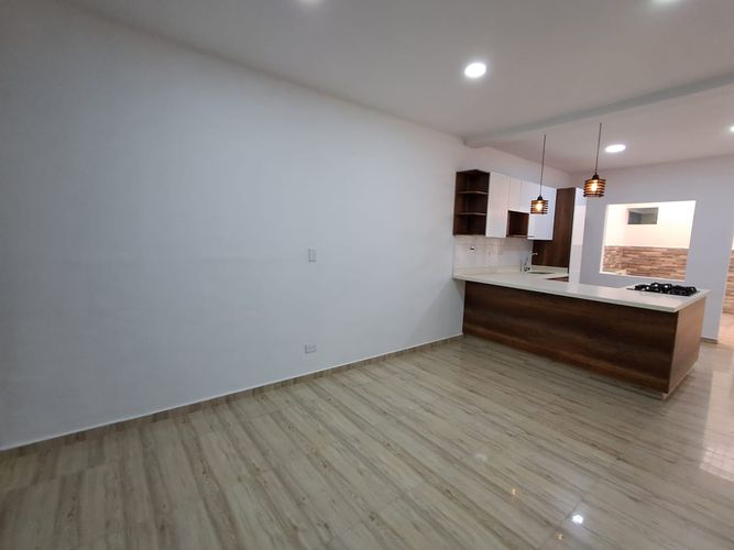 Apartamento de 2 alcobas en arriendo en Granada, Medellín, 85 m² · foto 9 de 20