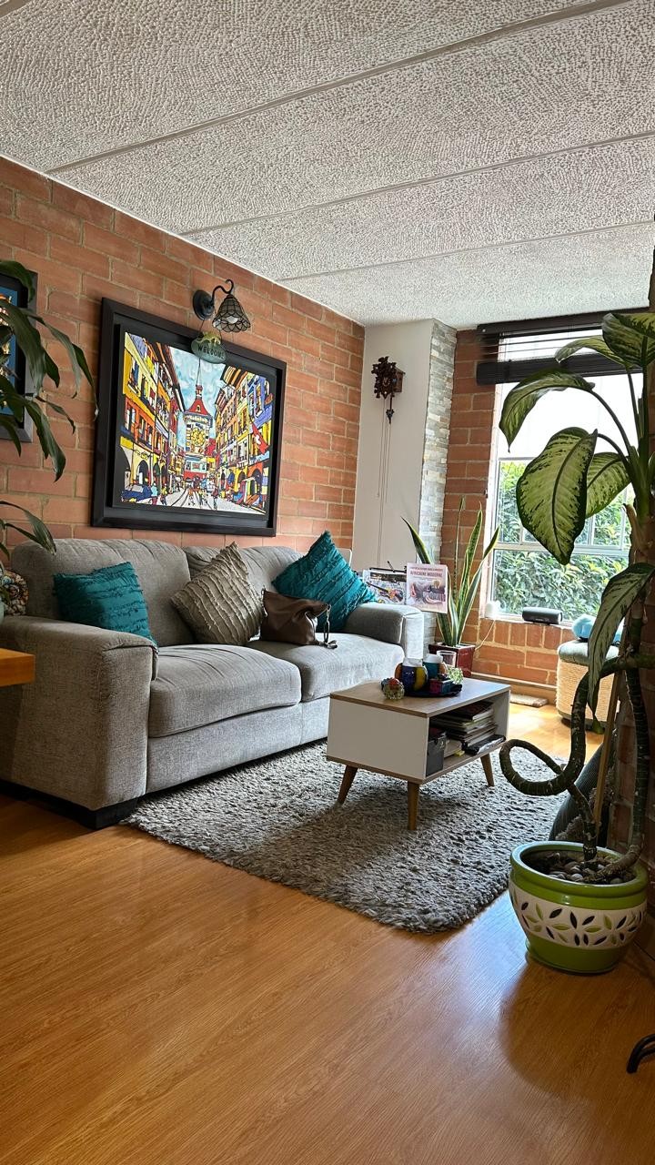 Apartamento en venta en Gran Granada, Bogotá · foto 2 de 16