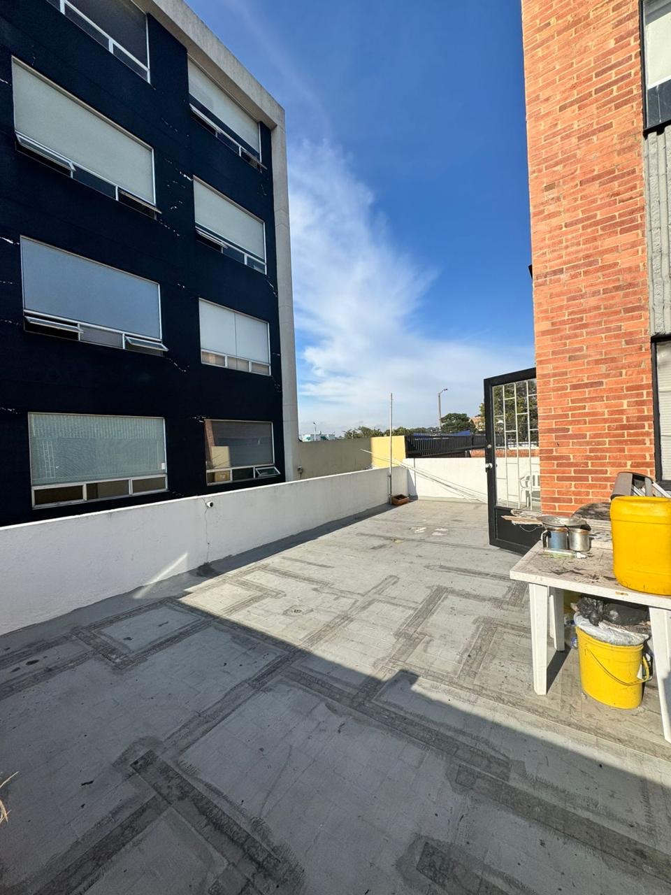 Apartamento de 2 habitaciones en venta en Cedritos, Bogotá — imagen 1 de 13
