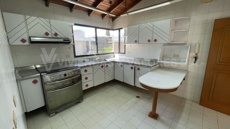 Casa de 4 alcobas en venta en Conjunto Cerrado Firenze, Villa del Rosario, 248 m² · foto 3 de 14