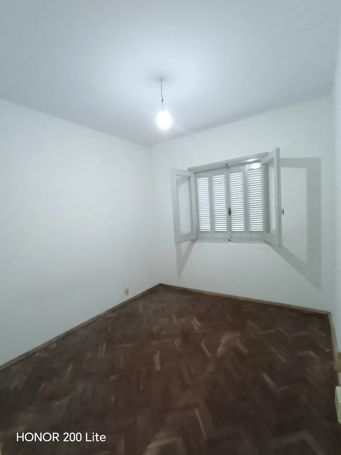 ALQUILER EN LA COMERCIAL DE 1 DORMITORIO, PLANTA BAJA CONTRA FRENTE, PATIO EXLCUSIVO, GASTOS COMUNES BAJOS · Foto 4