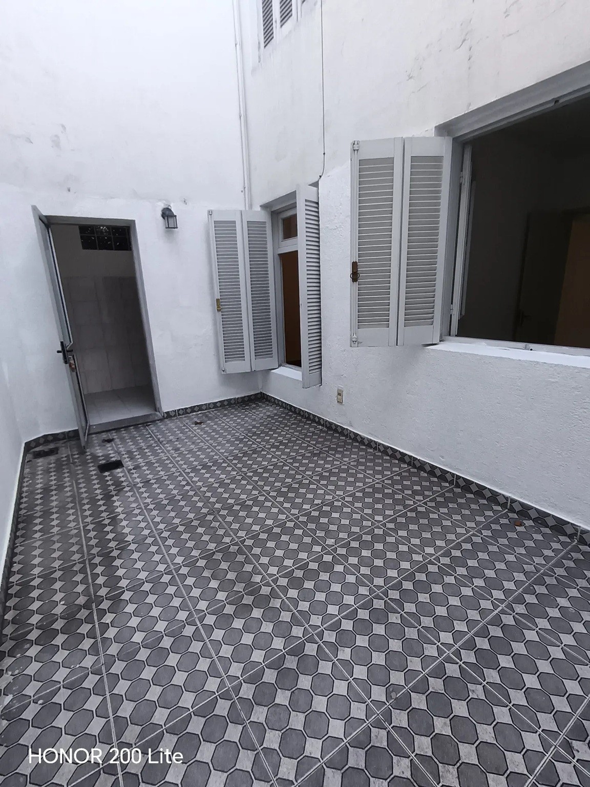 ALQUILER EN LA COMERCIAL DE 1 DORMITORIO, PLANTA BAJA CONTRA FRENTE, PATIO EXLCUSIVO, GASTOS COMUNES BAJOS · Foto 10