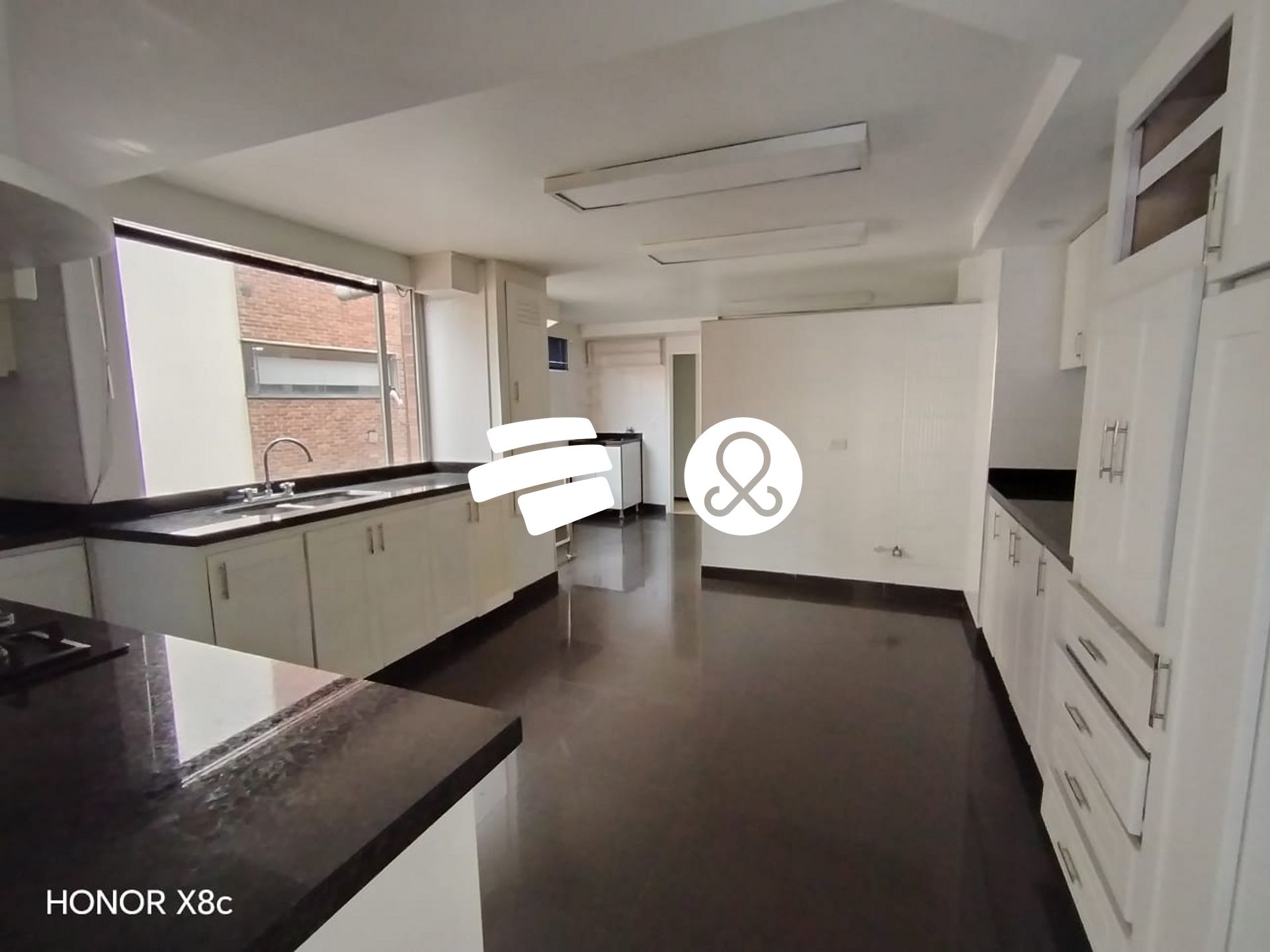 Apartamento en venta en Chico Norte, Bogotá · foto 4 de 8