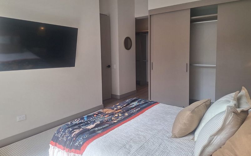 Apartamento de 2 alcobas en venta en Colina Campestre, Bogotá, 81 m² · foto 6 de 12