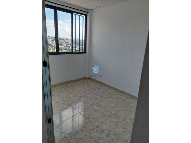 Casa de 4 alcobas en venta en Sauces Ii Etapa, Pereira, 145 m² · foto 2 de 11