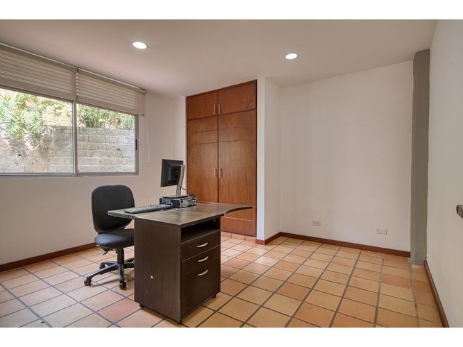 Casa de 5 alcobas en venta en La Buitrera, Cali, 414 m² · foto 17 de 24