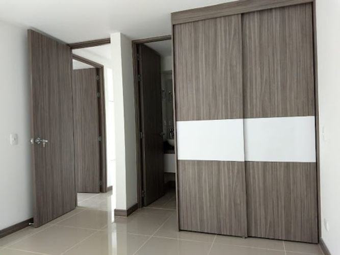 Apartamento en venta en Suramérica, La Estrella · foto 4 de 18