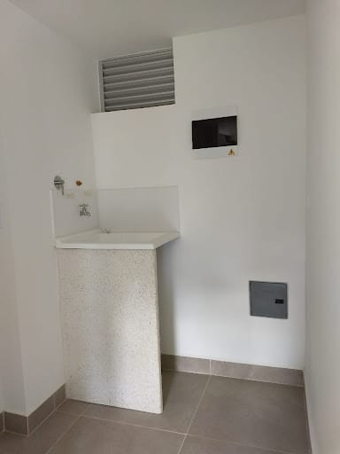 Apartamento en venta en Suramérica, La Estrella · foto 16 de 18