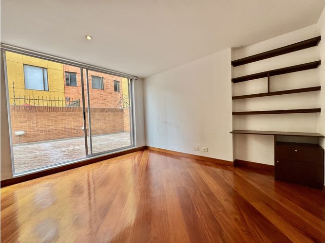 Apartamento de 3 alcobas en venta en Chico, Bogotá, 138 m² · foto 11 de 18