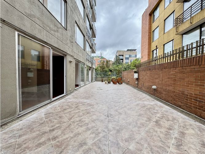 Apartamento de 3 alcobas en venta en Chico, Bogotá, 138 m² · foto 18 de 18