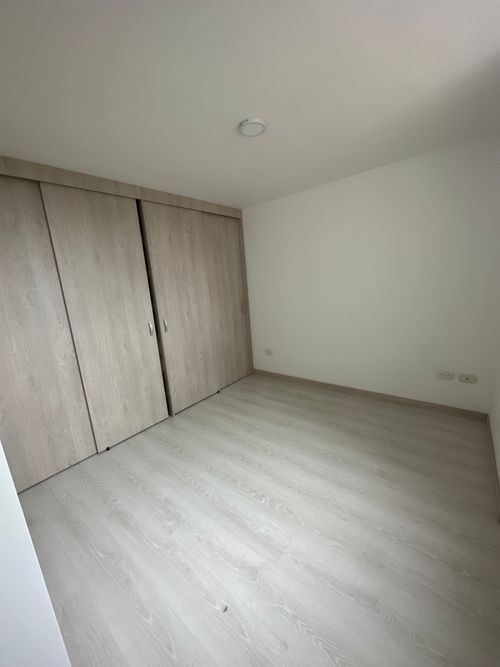 Apartamento de 3 alcobas en venta en Abreo, Rionegro, 60 m² · foto 8 de 19