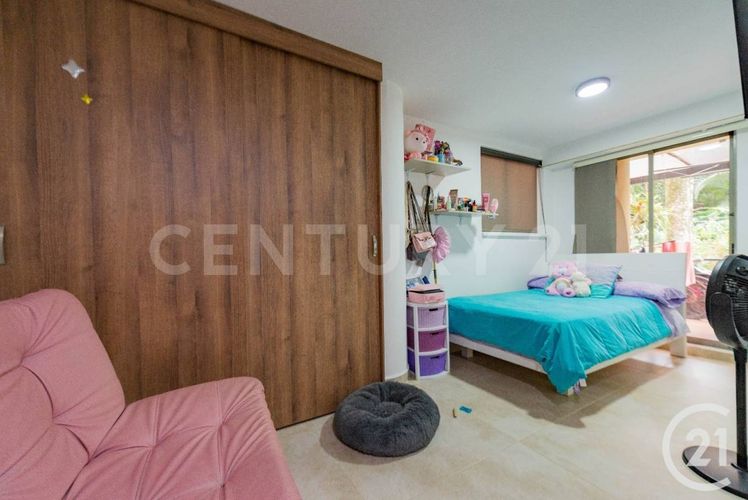 Apartamento de 4 alcobas en venta en El Poblado, Medellín, 189 m² · foto 11 de 20