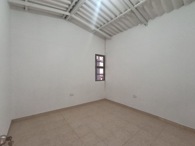 Casa de 4 alcobas en arriendo en La Cordialidad, Los Patios, 180 m² · foto 5 de 12
