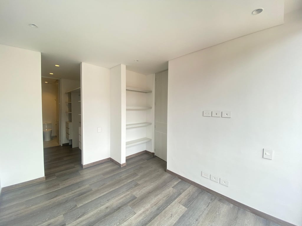 Apartamento en venta en El Virrey, Bogotá · foto 5 de 12