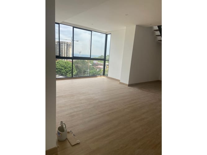 Apartamento de 2 alcobas en venta en Villa Colombia, Cali, 172 m² · foto 15 de 24
