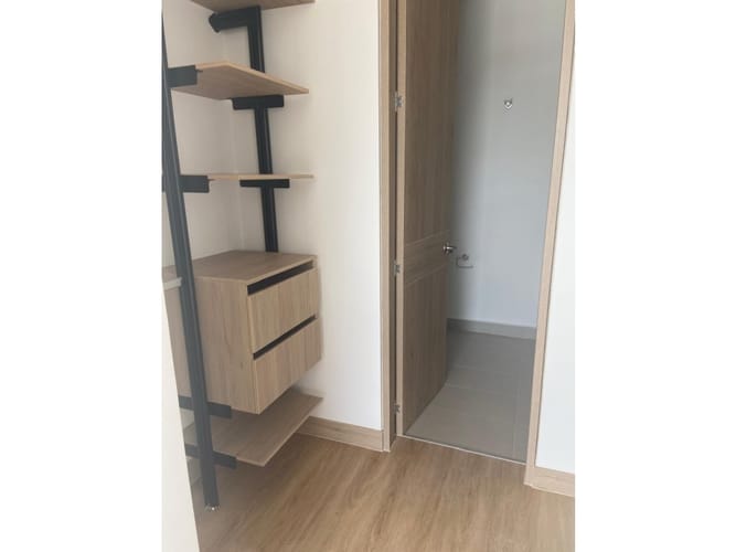 Apartamento de 2 alcobas en venta en Villa Colombia, Cali, 172 m² · foto 20 de 24