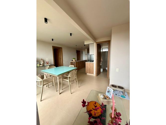 Apartamento de 2 alcobas en venta en Cachipay, Cali, 69 m² · foto 10 de 24