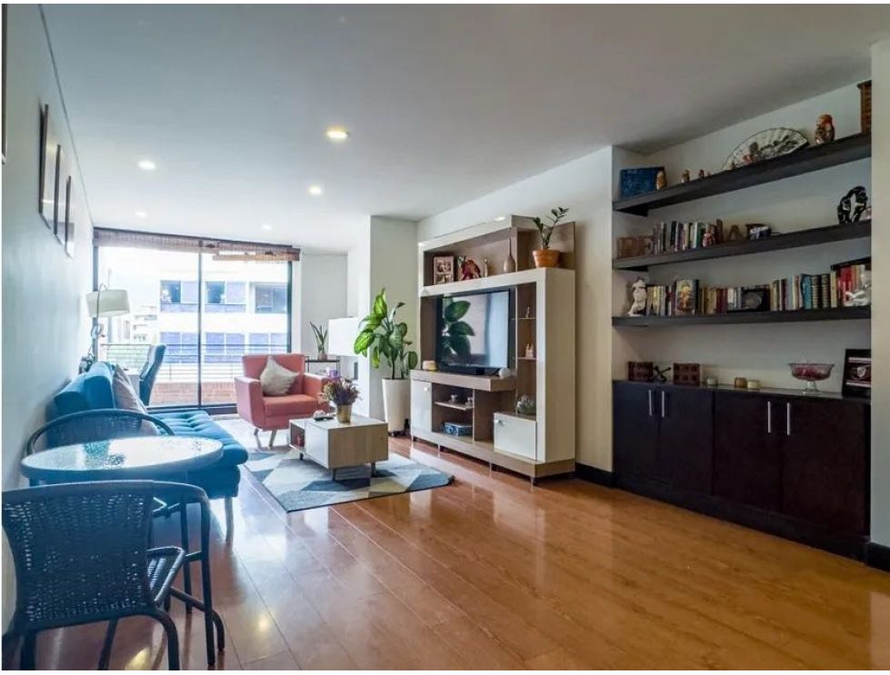 Apartamento en venta en Bella Suiza, Bogotá · foto 2 de 17