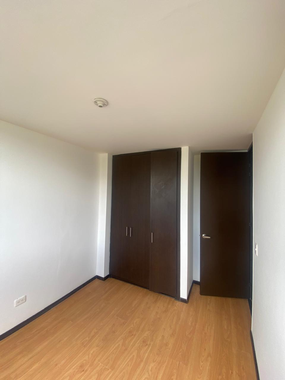 Apartamento en venta en Lagos De Torca, Bogotá · foto 3 de 16