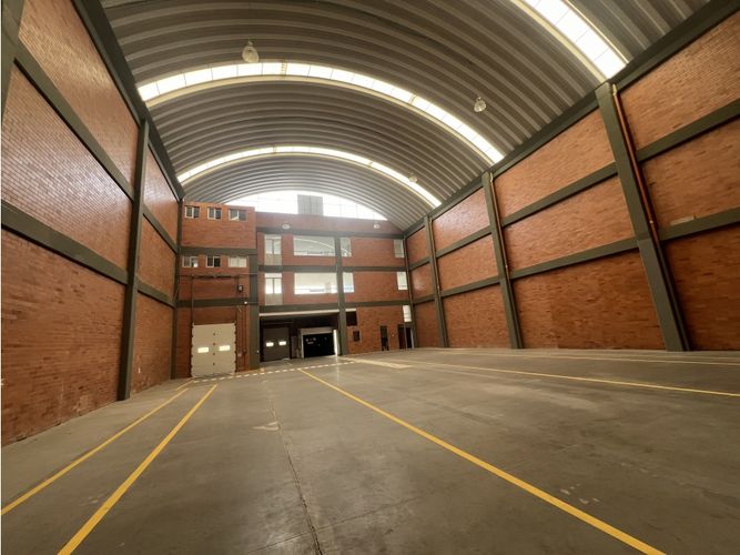 Bodega en venta en Siberia, Cota, 1150 m² · foto 3 de 20