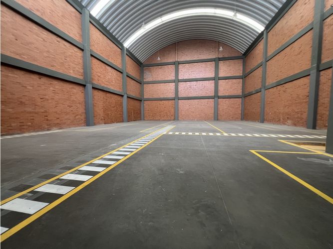 Bodega en venta en Siberia, Cota, 1150 m² · foto 4 de 20