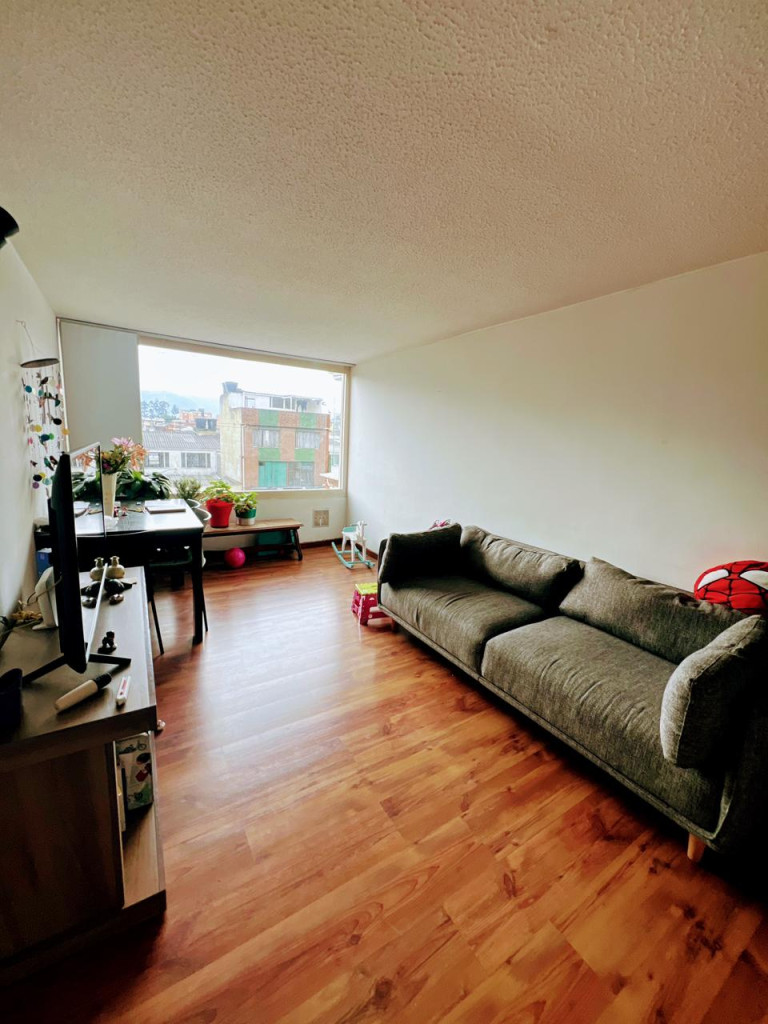 Apartamento en venta en Normandia, Bogotá · foto 2 de 14