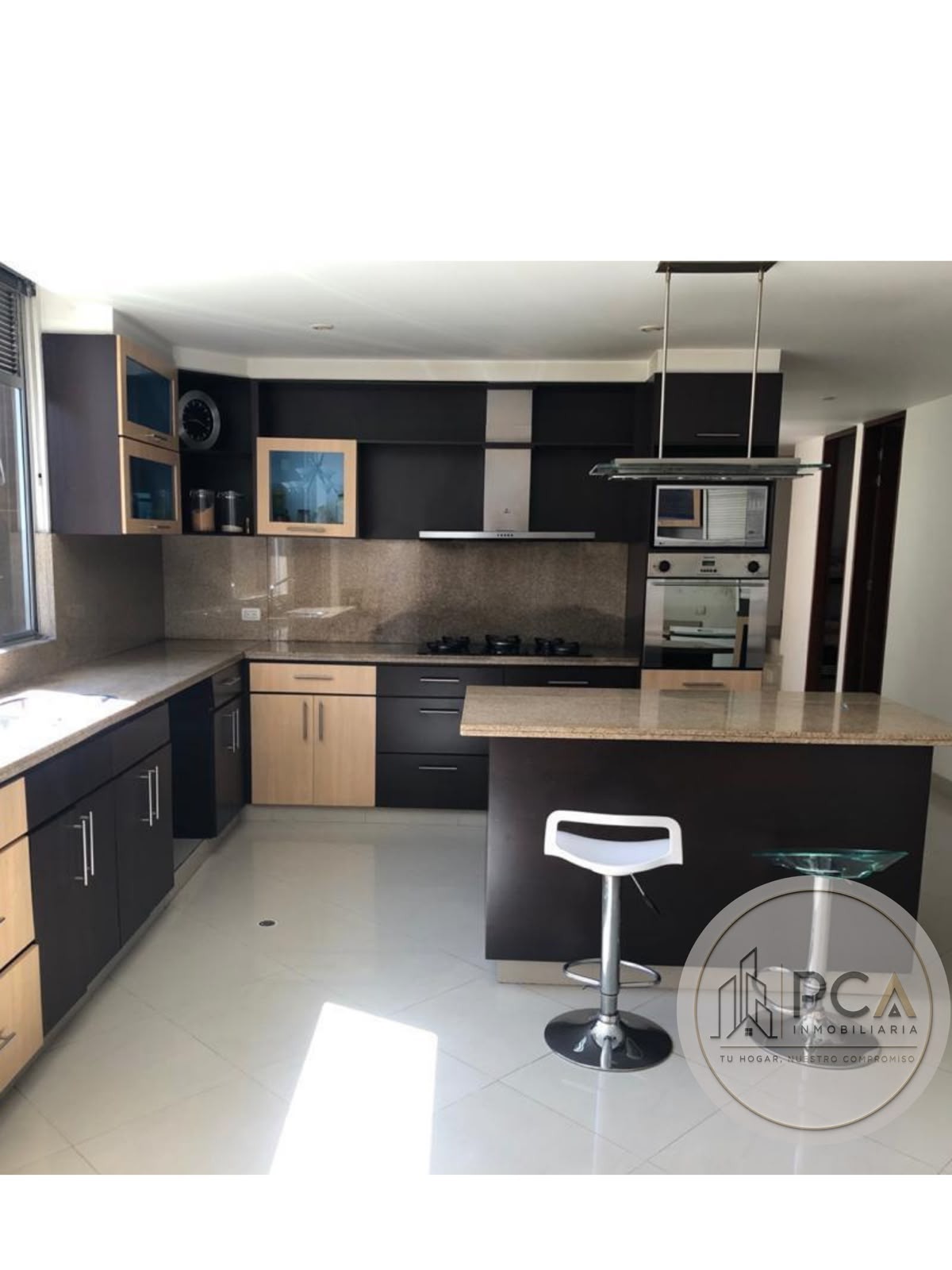 Casa en venta en San Jose De Bavaria, Bogotá · foto 6 de 17