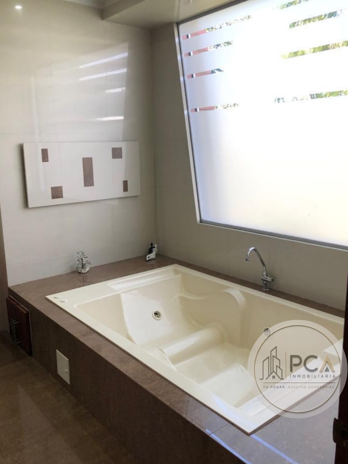 Casa en venta en San Jose De Bavaria, Bogotá · foto 10 de 17