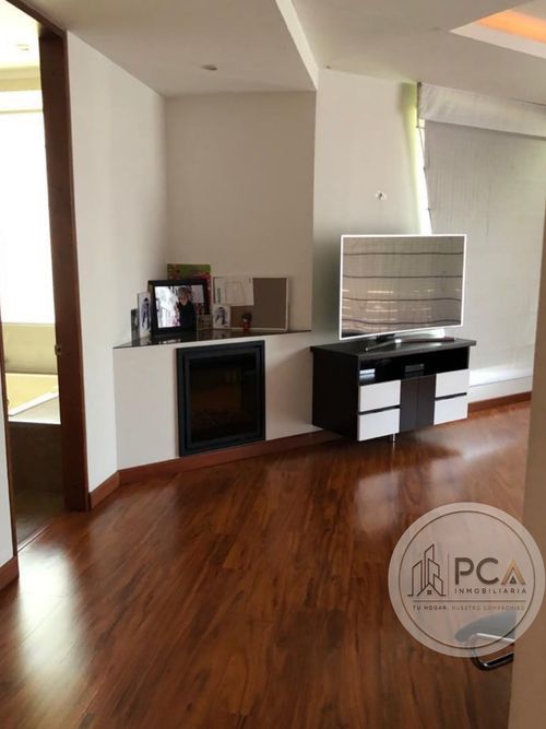 Casa en venta en San Jose De Bavaria, Bogotá · foto 8 de 17