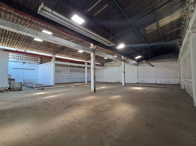 Bodega en arriendo en La Dolores, Palmira, 2200 m² · foto 11 de 21