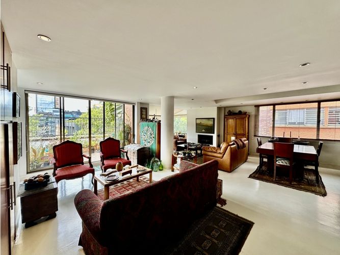 Apartamento en venta en Chico Norte, Bogotá · foto 2 de 19