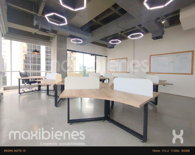 Local en arriendo en Santa Maria De Los Angeles, Medellín, 60 m² · foto 2 de 10