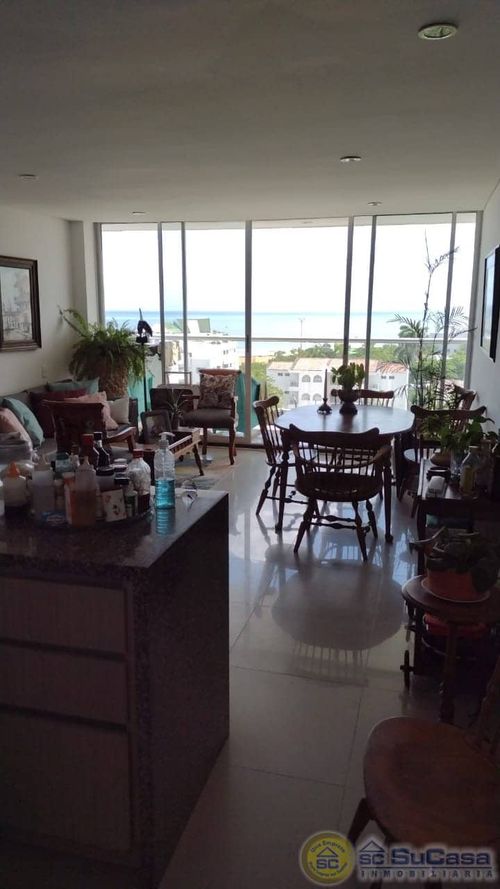 Apartamento de 3 alcobas en venta en Crespo, Cartagena, 101 m² · foto 2 de 9