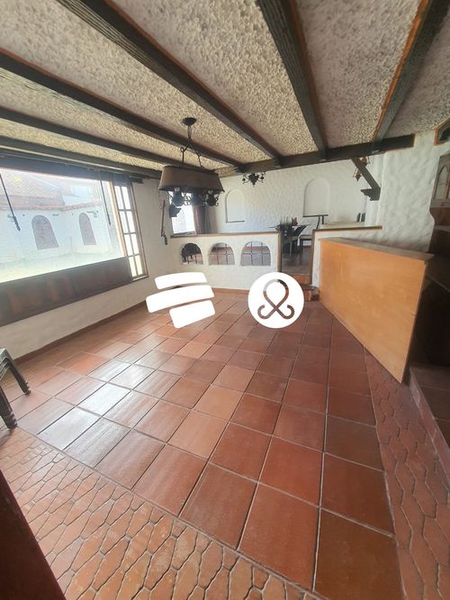 Casa de 5 alcobas en venta en Alhambra, Bogotá, 360 m² · foto 3 de 18