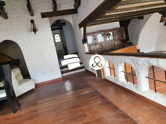 Casa de 5 alcobas en venta en Alhambra, Bogotá, 360 m² · foto 4 de 18