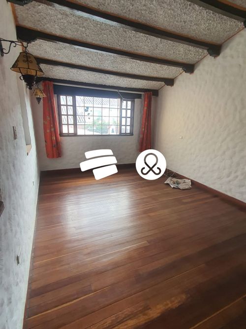 Casa de 5 alcobas en venta en Alhambra, Bogotá, 360 m² · foto 5 de 18