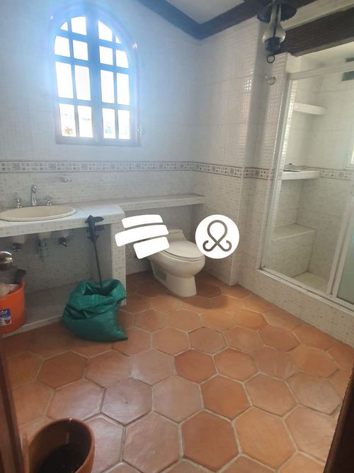 Casa de 5 alcobas en venta en Alhambra, Bogotá, 360 m² · foto 7 de 18