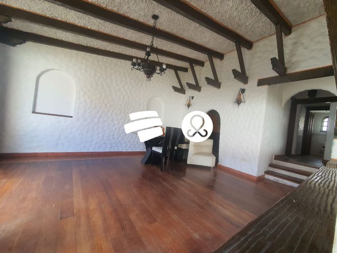Casa de 5 alcobas en venta en Alhambra, Bogotá, 360 m² · foto 11 de 18