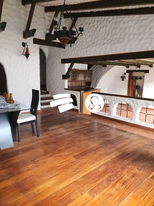 Casa de 5 alcobas en venta en Alhambra, Bogotá, 360 m² · foto 12 de 18