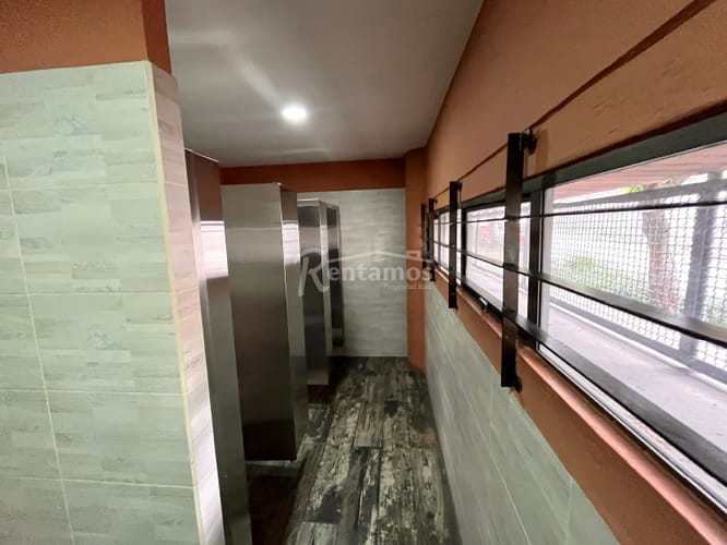 Edificio en arriendo en San Antonio, Medellín, 1650 m² · foto 16 de 24