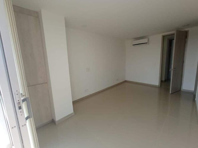 Apartamento de 3 alcobas en venta en Crespo, Cartagena, 135 m² · foto 5 de 12