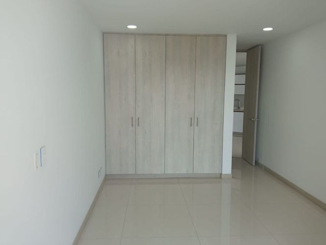 Apartamento de 3 alcobas en venta en Crespo, Cartagena, 135 m² · foto 7 de 12
