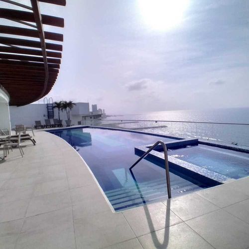 Apartamento de 3 alcobas en venta en Crespo, Cartagena, 135 m² · foto 9 de 12