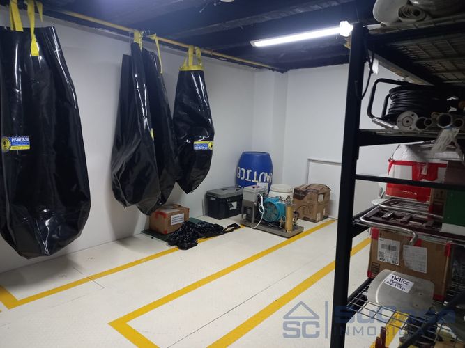 Edificio en venta en Manga, Cartagena, 1050 m² · foto 10 de 11