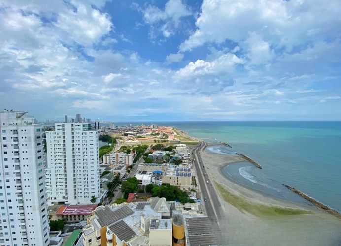 Apartamento de 3 alcobas en venta en Marbella, Cartagena, 130 m² · foto 2 de 10