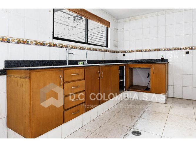 Casa de 3 alcobas en venta en Popular, Cúcuta, 210 m² · foto 8 de 23