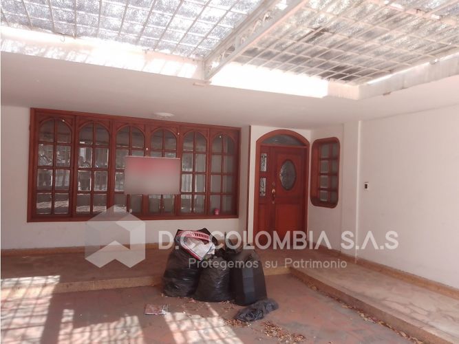 Casa de 3 alcobas en venta en Popular, Cúcuta, 210 m² · foto 14 de 23